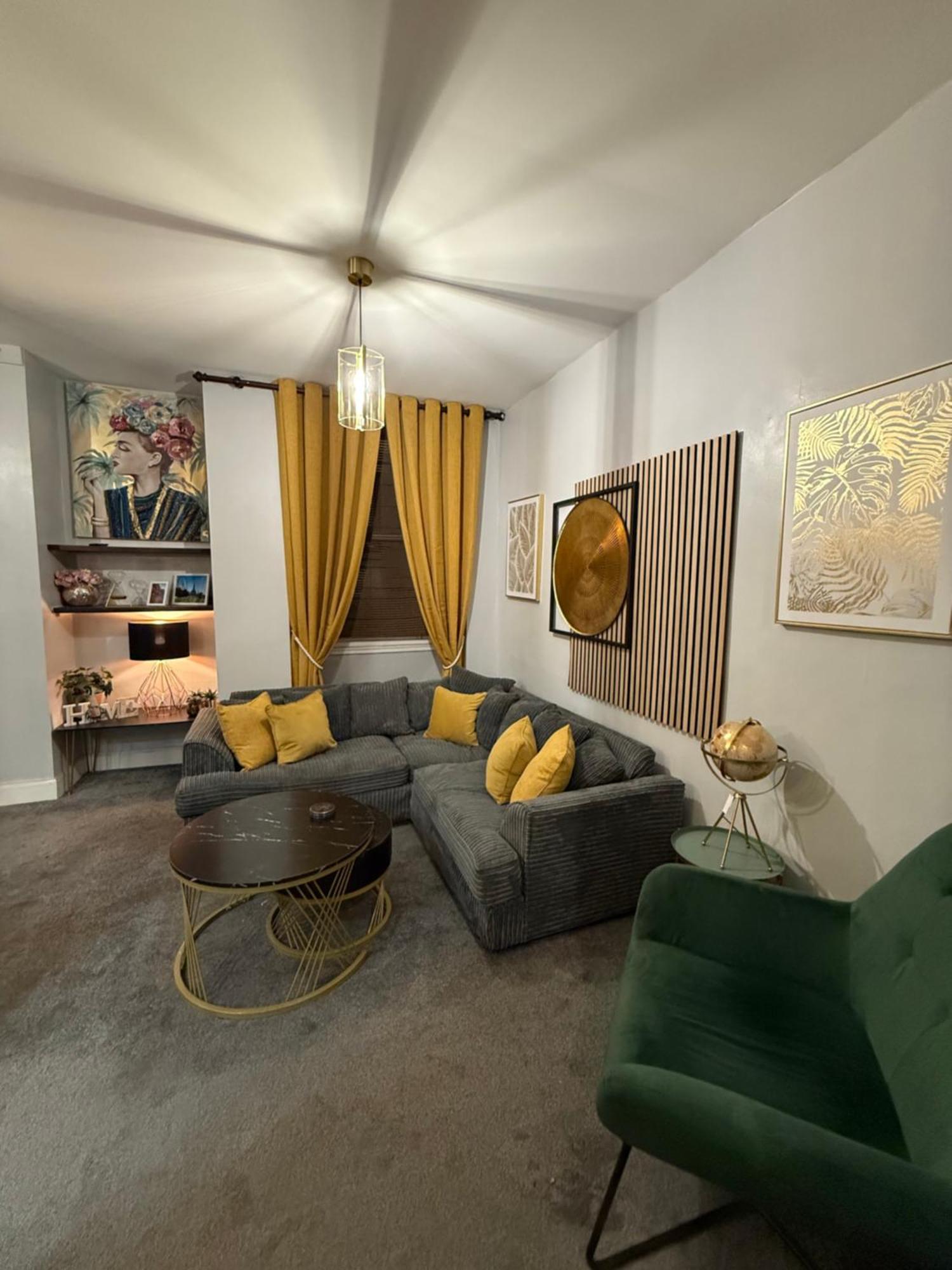 Two Bedroom Apartment-Central Edinburgh-Old Town-Licensed Kültér fotó