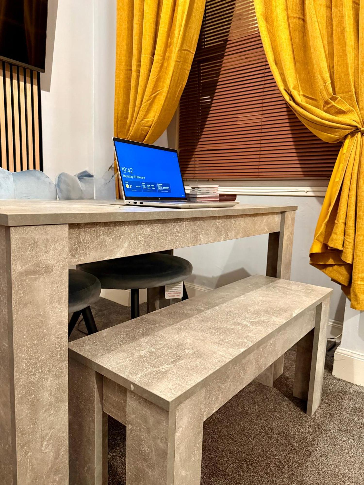 Two Bedroom Apartment-Central Edinburgh-Old Town-Licensed Kültér fotó
